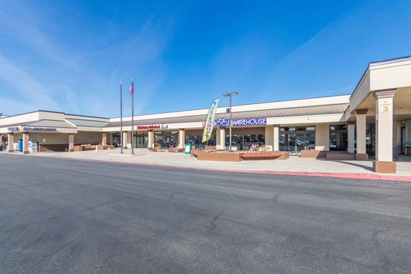 Five Mile Plaza: 10500 W Overland Rd, Boise, ID 83709